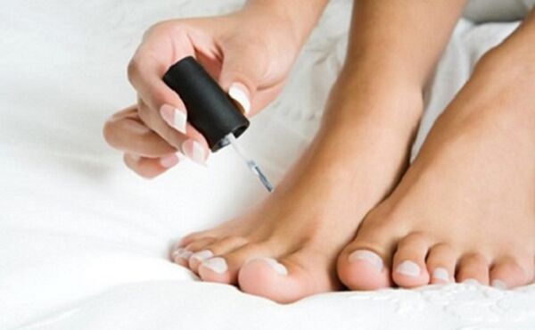 Kurativer Varrane aus dem Nagelpilz